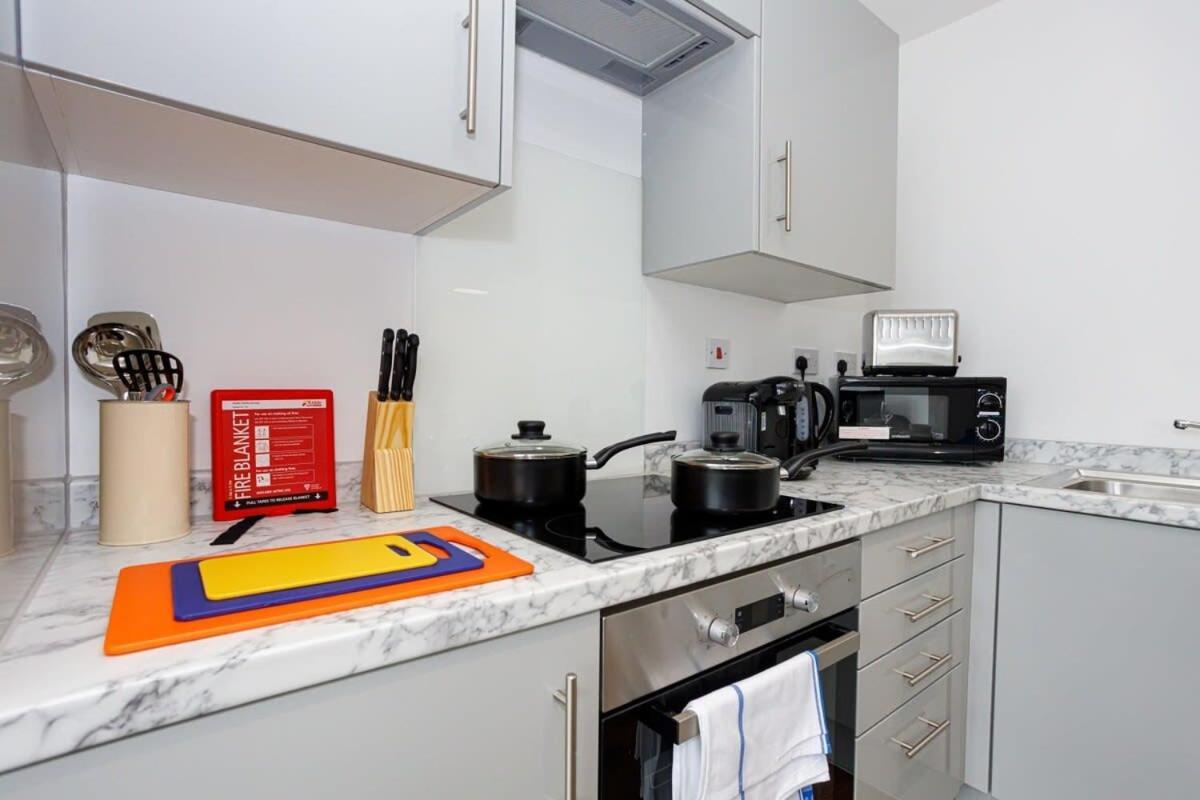 Charming Studio Apartment In Central Liverpool Eksteriør billede